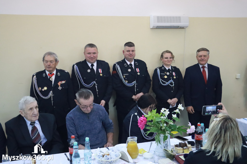Fotorelacja: Uroczyste Walne Zgromadzenie z okazji zbliżającego się Jubileuszu OSP Rzeniszów