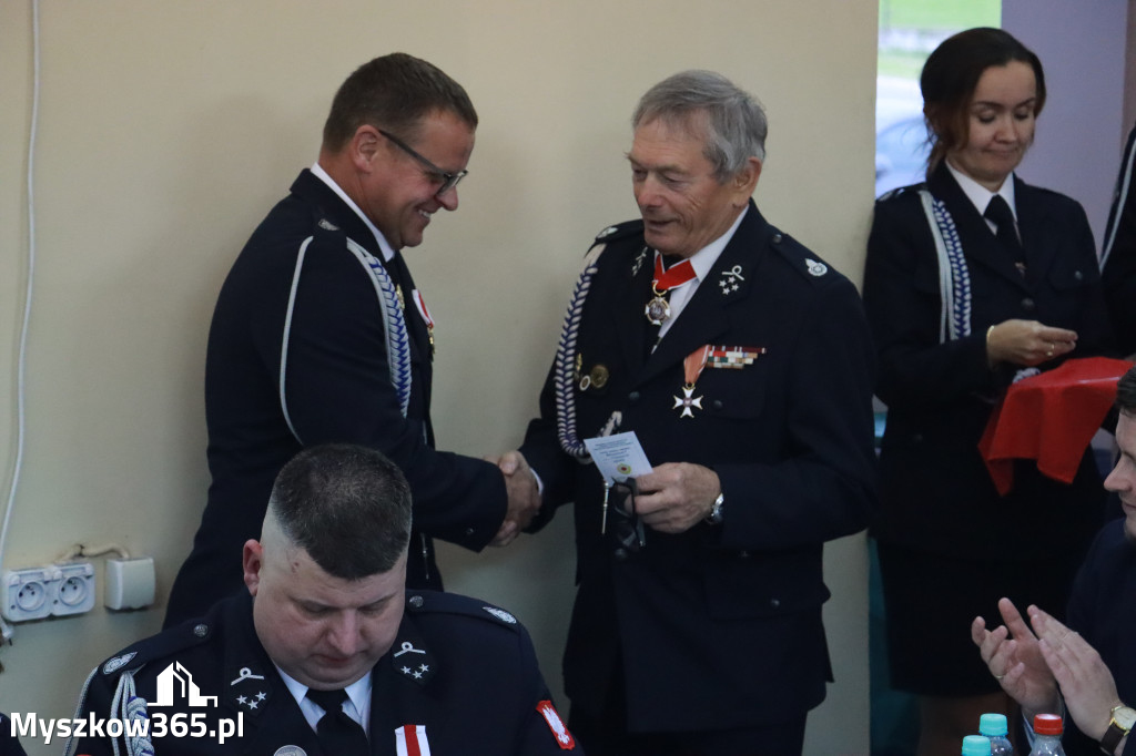 Fotorelacja: Uroczyste Walne Zgromadzenie z okazji zbliżającego się Jubileuszu OSP Rzeniszów