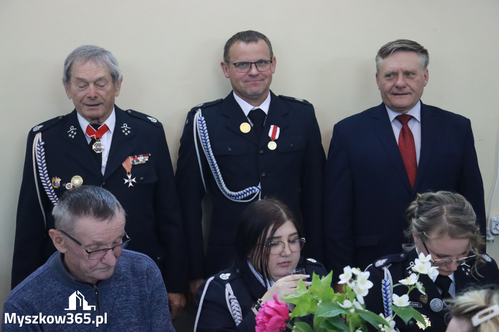 Fotorelacja: Uroczyste Walne Zgromadzenie z okazji zbliżającego się Jubileuszu OSP Rzeniszów