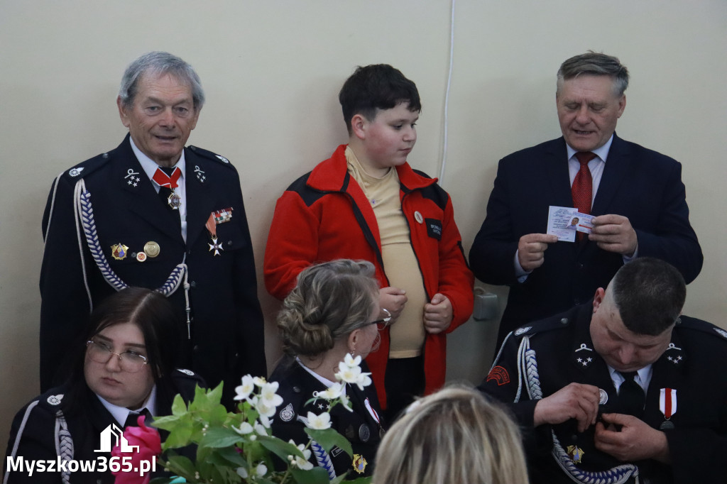 Fotorelacja: Uroczyste Walne Zgromadzenie z okazji zbliżającego się Jubileuszu OSP Rzeniszów