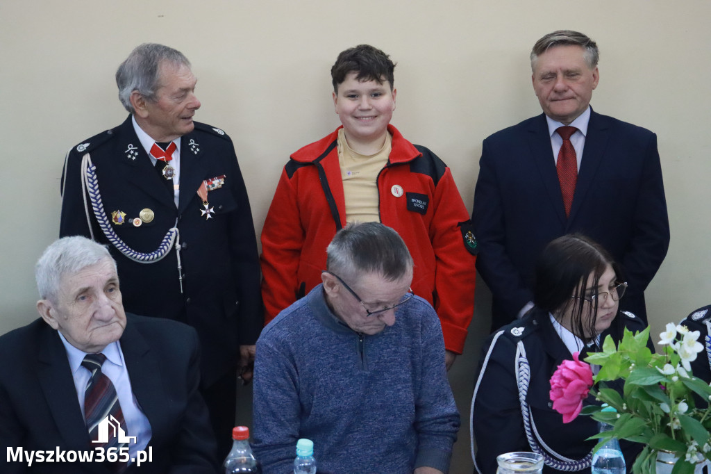 Fotorelacja: Uroczyste Walne Zgromadzenie z okazji zbliżającego się Jubileuszu OSP Rzeniszów