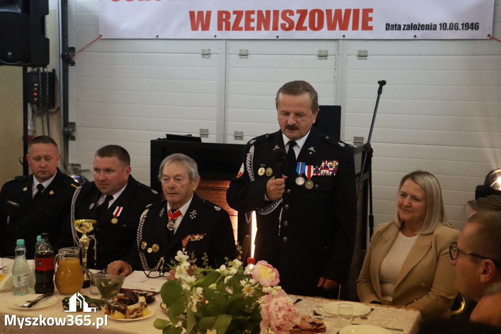 Fotorelacja: Uroczyste Walne Zgromadzenie z okazji zbliżającego się Jubileuszu OSP Rzeniszów
