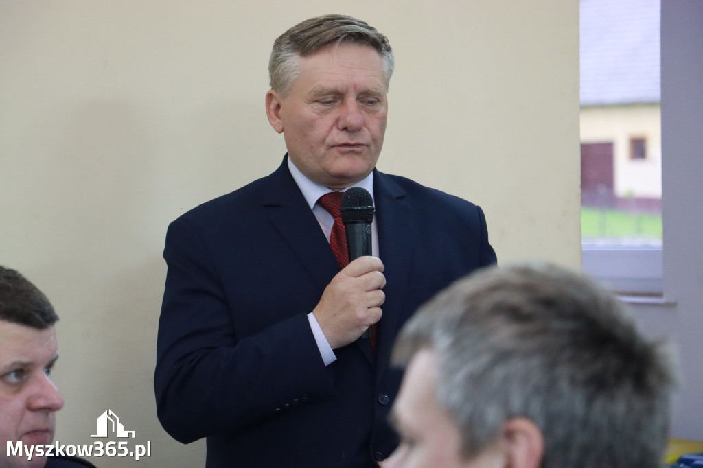 Fotorelacja: Uroczyste Walne Zgromadzenie z okazji zbliżającego się Jubileuszu OSP Rzeniszów