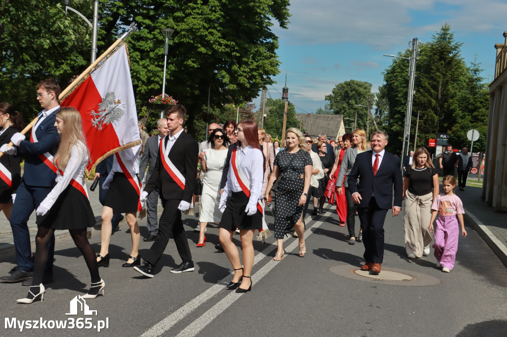 Fotorelacja I: Jubileusz 80-lecia Liceum Ogólnokształcącego w Koziegłowach