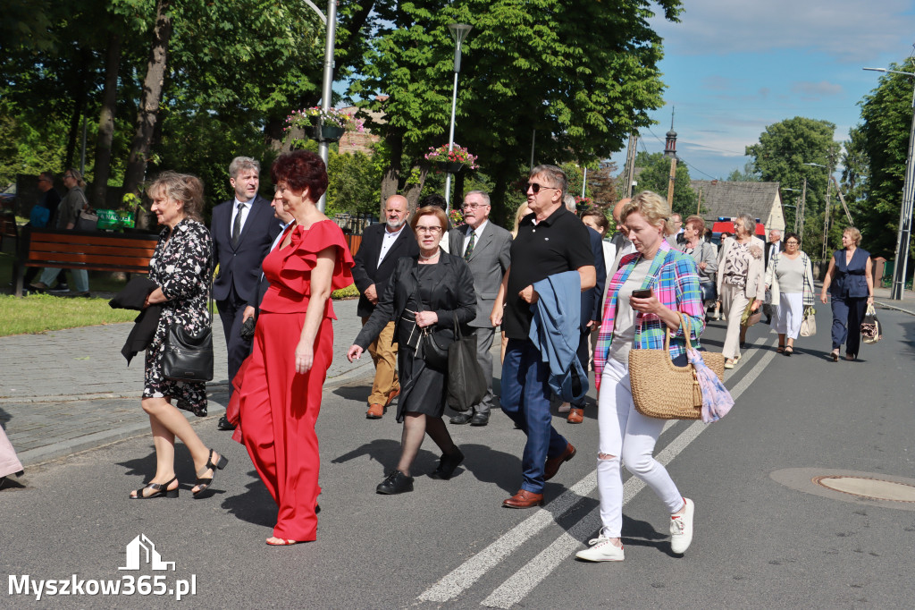 Fotorelacja I: Jubileusz 80-lecia Liceum Ogólnokształcącego w Koziegłowach