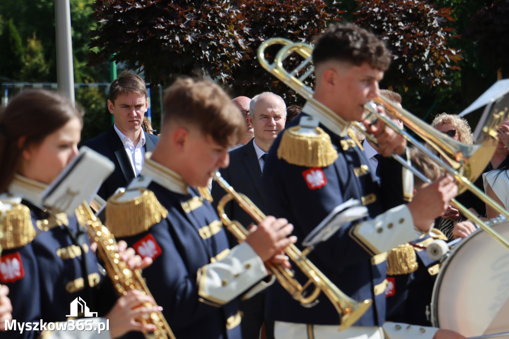 Fotorelacja I: Jubileusz 80-lecia Liceum Ogólnokształcącego w Koziegłowach