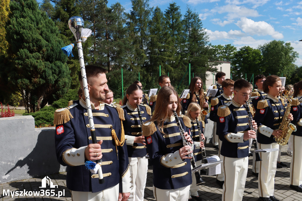 Fotorelacja I: Jubileusz 80-lecia Liceum Ogólnokształcącego w Koziegłowach