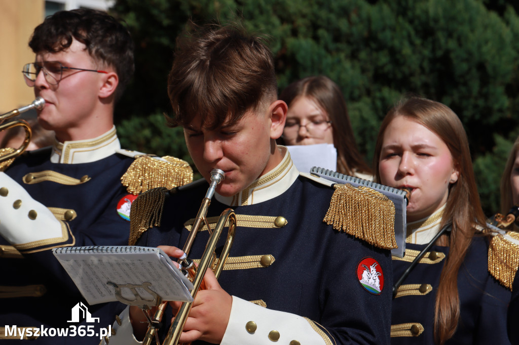 Fotorelacja I: Jubileusz 80-lecia Liceum Ogólnokształcącego w Koziegłowach