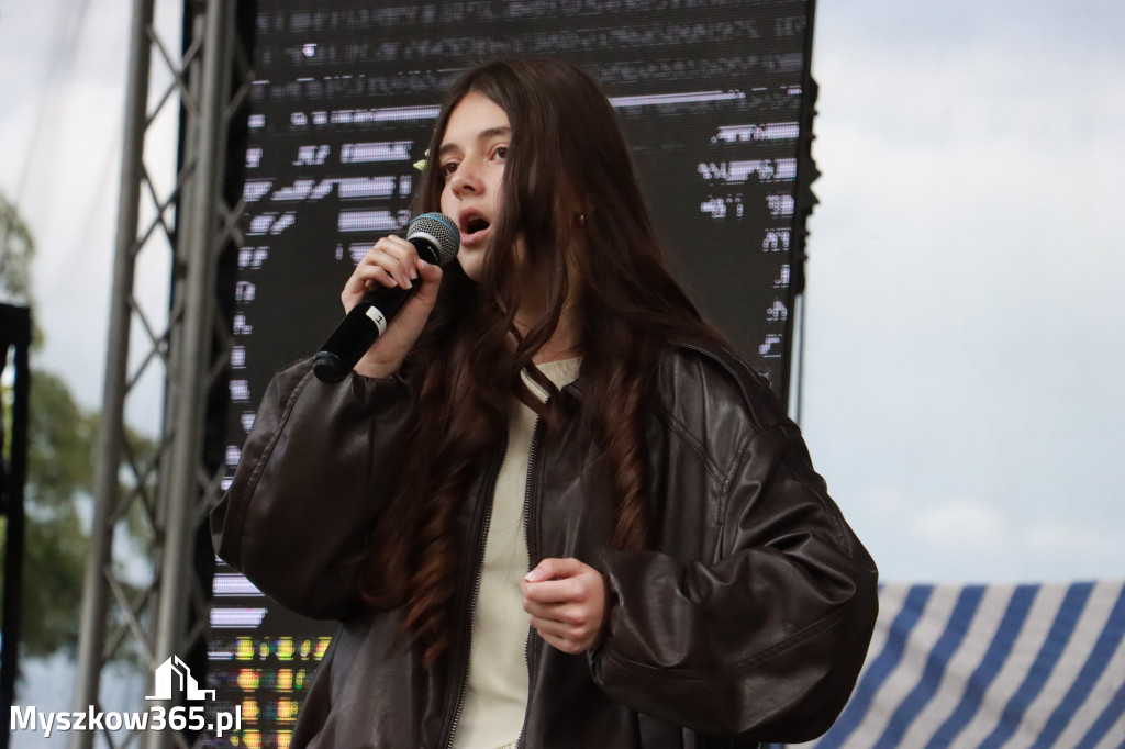 Fotorelacja I: Koncert finałowy XVIII festiwalu im. Janusza Gniatkowskiego w Poraju