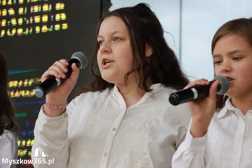 Fotorelacja I: Koncert finałowy XVIII festiwalu im. Janusza Gniatkowskiego w Poraju