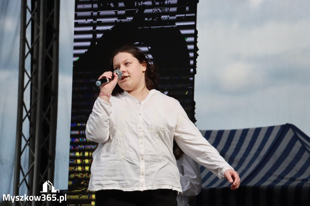 Fotorelacja I: Koncert finałowy XVIII festiwalu im. Janusza Gniatkowskiego w Poraju