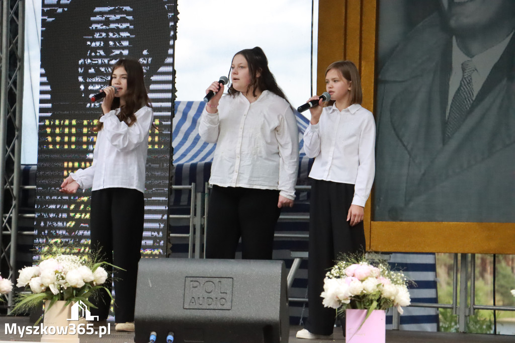 Fotorelacja I: Koncert finałowy XVIII festiwalu im. Janusza Gniatkowskiego w Poraju