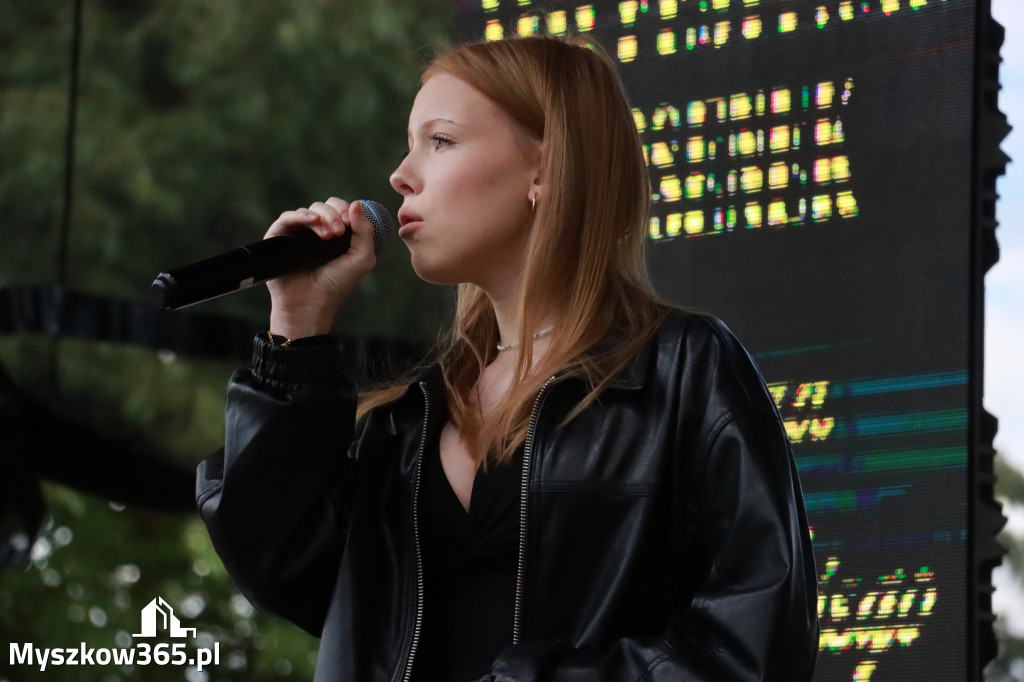Fotorelacja I: Koncert finałowy XVIII festiwalu im. Janusza Gniatkowskiego w Poraju