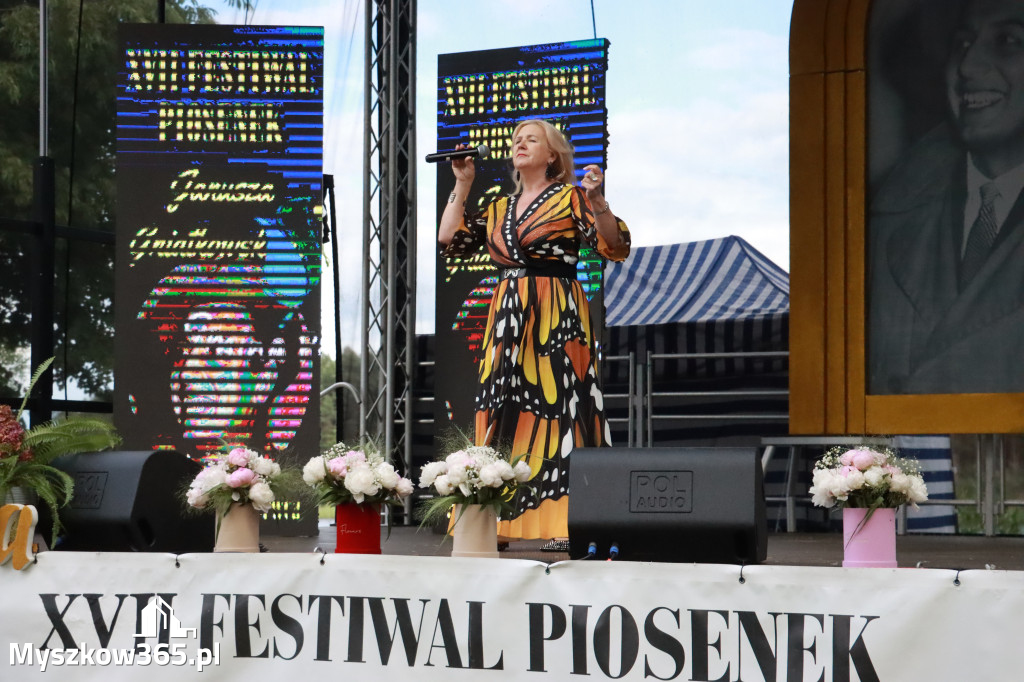 Fotorelacja I: Koncert finałowy XVIII festiwalu im. Janusza Gniatkowskiego w Poraju