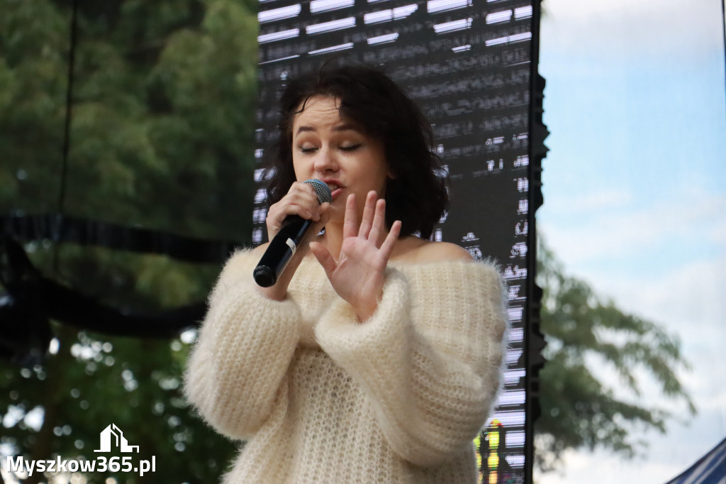 Fotorelacja I: Koncert finałowy XVIII festiwalu im. Janusza Gniatkowskiego w Poraju