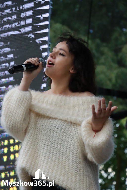Fotorelacja I: Koncert finałowy XVIII festiwalu im. Janusza Gniatkowskiego w Poraju
