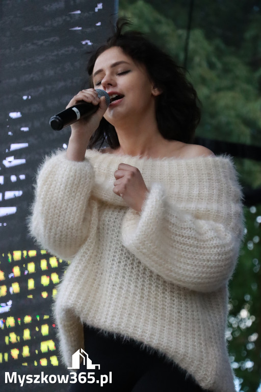 Fotorelacja I: Koncert finałowy XVIII festiwalu im. Janusza Gniatkowskiego w Poraju