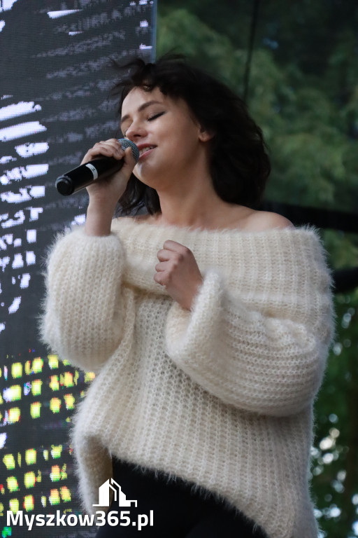 Fotorelacja I: Koncert finałowy XVIII festiwalu im. Janusza Gniatkowskiego w Poraju