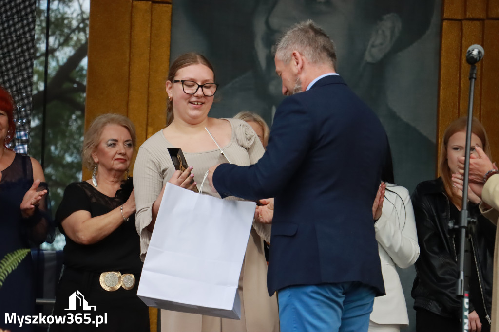 Fotorelacja II: Koncert finałowy XVIII festiwalu im. Janusza Gniatkowskiego w Poraju