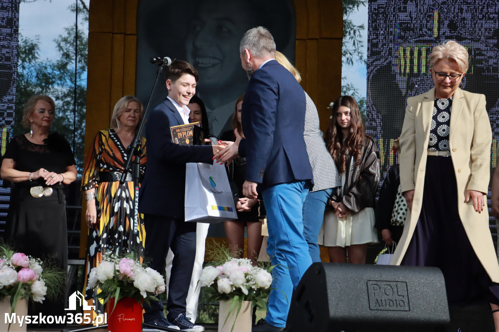 Fotorelacja II: Koncert finałowy XVIII festiwalu im. Janusza Gniatkowskiego w Poraju
