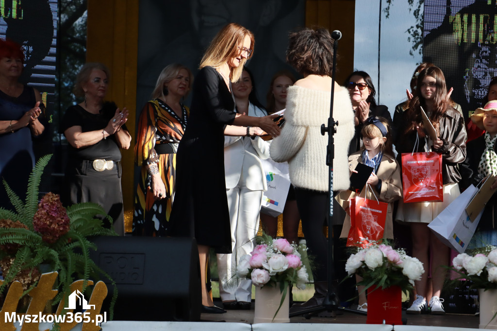 Fotorelacja II: Koncert finałowy XVIII festiwalu im. Janusza Gniatkowskiego w Poraju