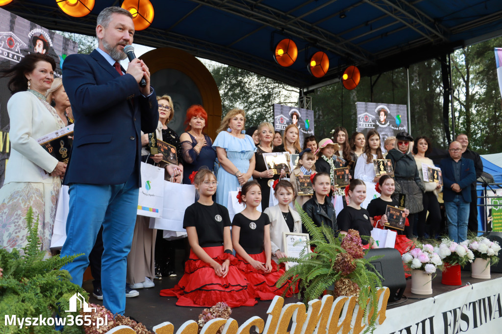 Fotorelacja II: Koncert finałowy XVIII festiwalu im. Janusza Gniatkowskiego w Poraju