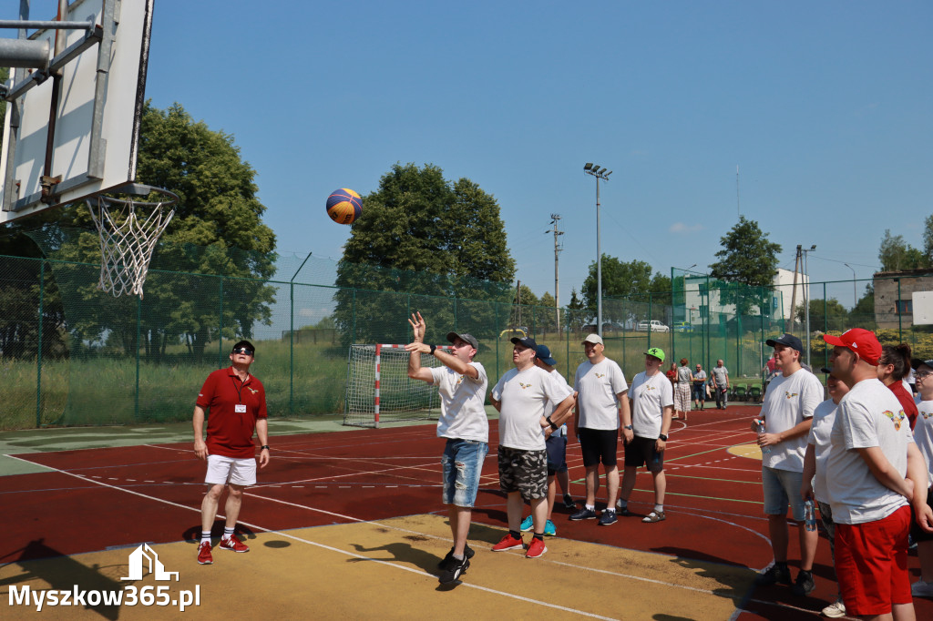 Fotorelacja: VII Mini Olimpiada Osób Niepełnosprawnych RUSZAJMY SIĘ w Koziegłowach