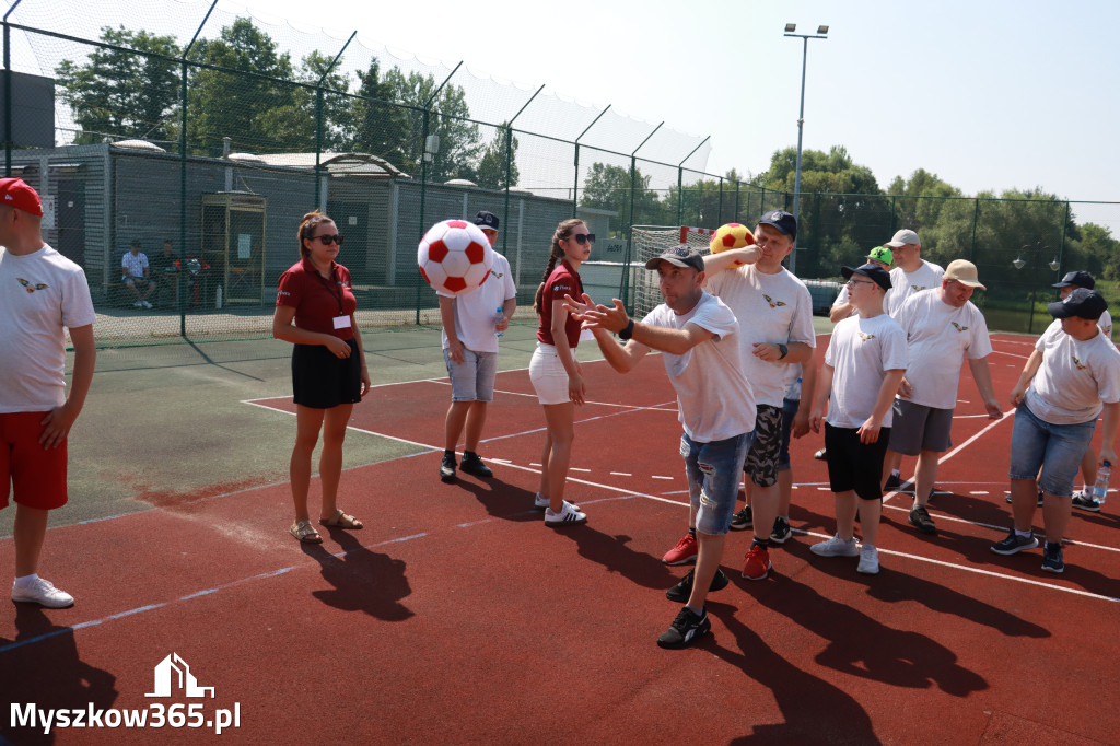Fotorelacja: VII Mini Olimpiada Osób Niepełnosprawnych RUSZAJMY SIĘ w Koziegłowach