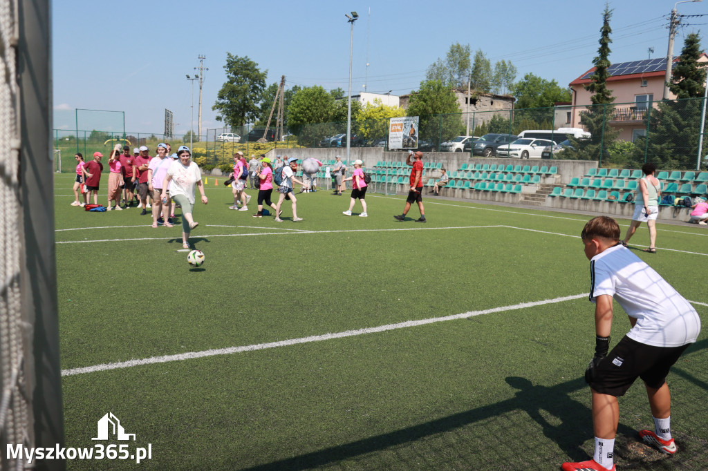 Fotorelacja: VII Mini Olimpiada Osób Niepełnosprawnych RUSZAJMY SIĘ w Koziegłowach