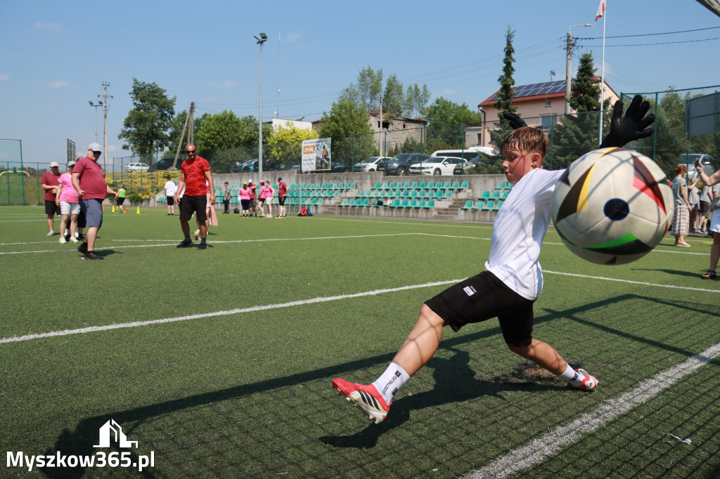 Fotorelacja: VII Mini Olimpiada Osób Niepełnosprawnych RUSZAJMY SIĘ w Koziegłowach