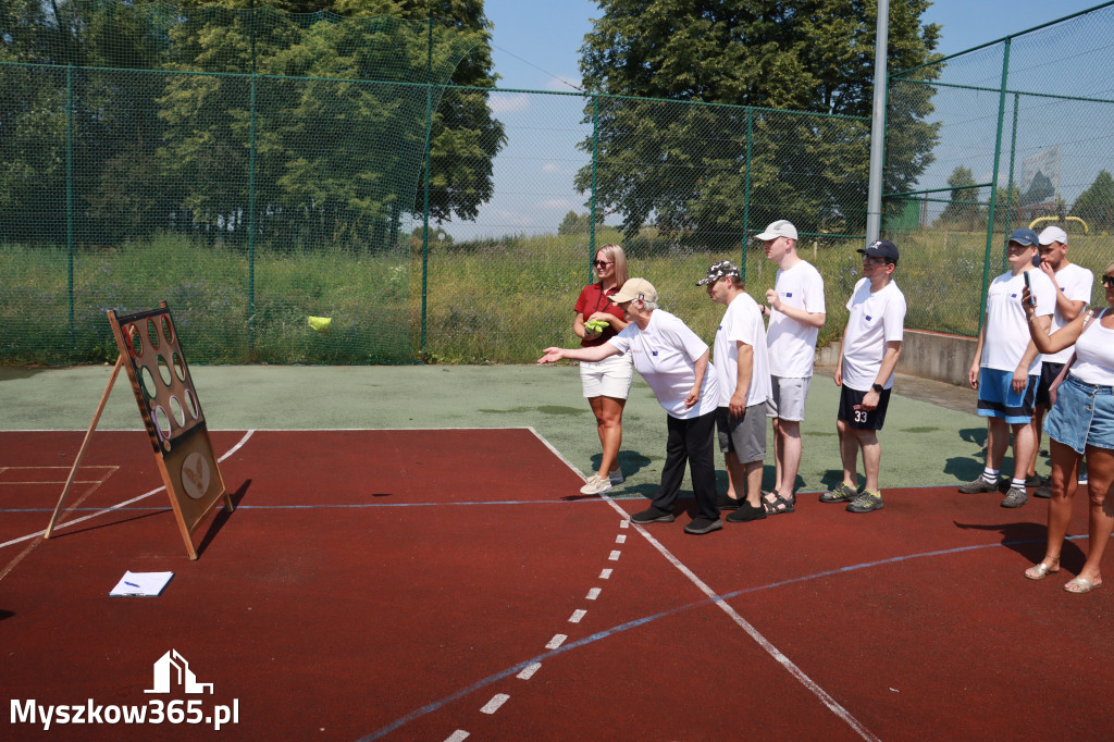 Fotorelacja: VII Mini Olimpiada Osób Niepełnosprawnych RUSZAJMY SIĘ w Koziegłowach