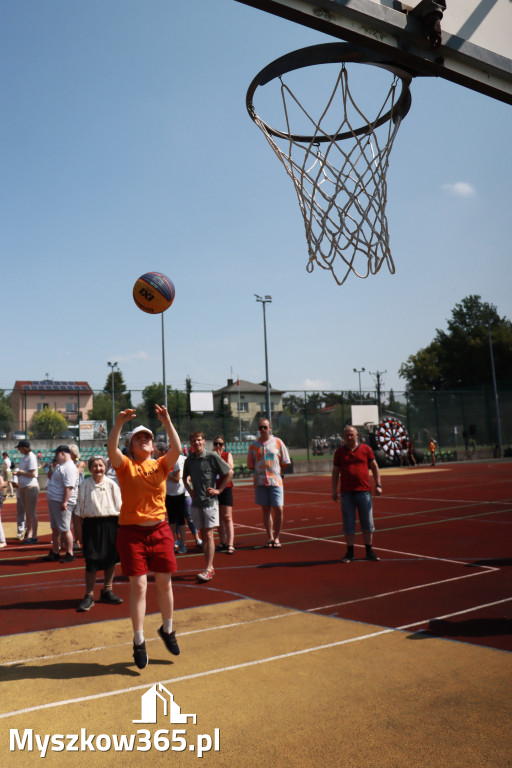 Fotorelacja: VII Mini Olimpiada Osób Niepełnosprawnych RUSZAJMY SIĘ w Koziegłowach