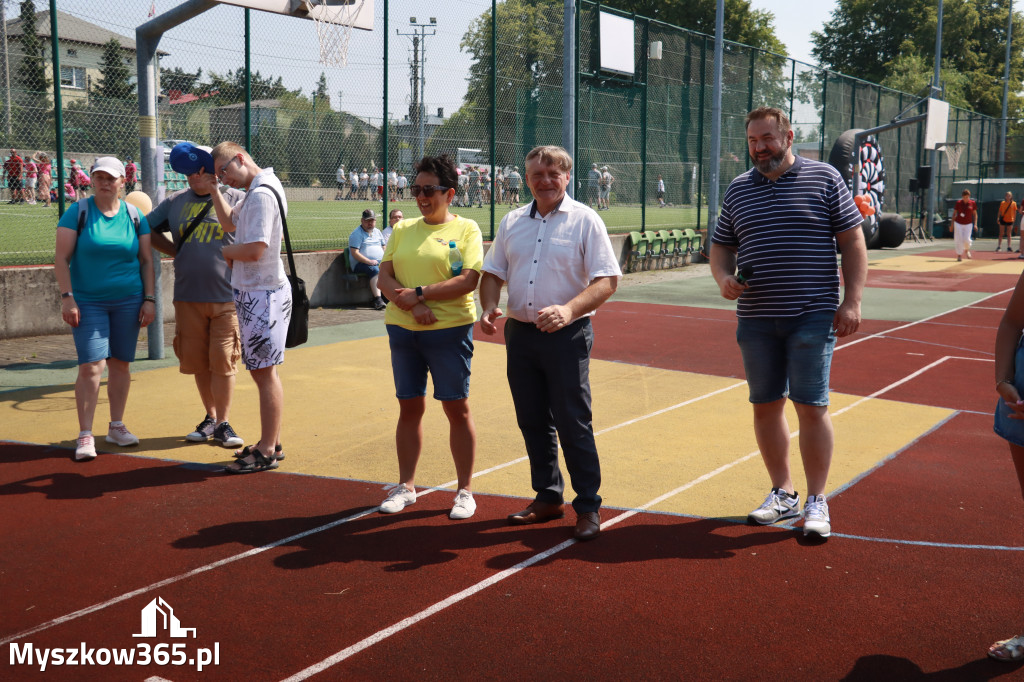 Fotorelacja: VII Mini Olimpiada Osób Niepełnosprawnych RUSZAJMY SIĘ w Koziegłowach