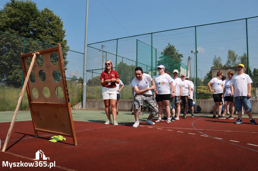 Fotorelacja: VII Mini Olimpiada Osób Niepełnosprawnych RUSZAJMY SIĘ w Koziegłowach