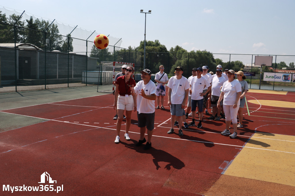 Fotorelacja: VII Mini Olimpiada Osób Niepełnosprawnych RUSZAJMY SIĘ w Koziegłowach