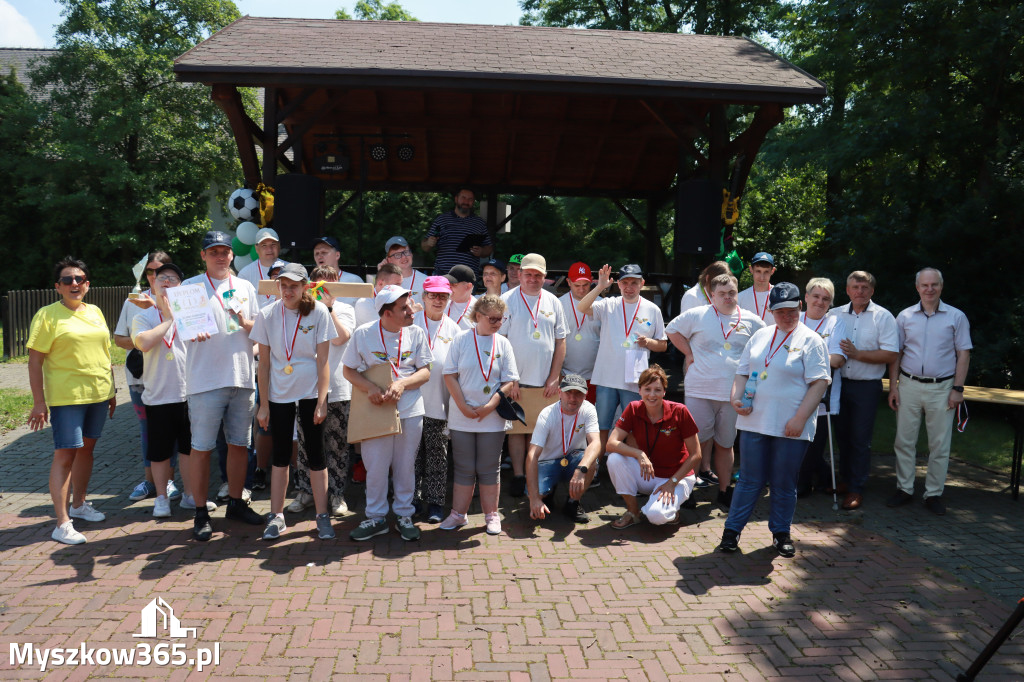 Fotorelacja: VII Mini Olimpiada Osób Niepełnosprawnych RUSZAJMY SIĘ w Koziegłowach