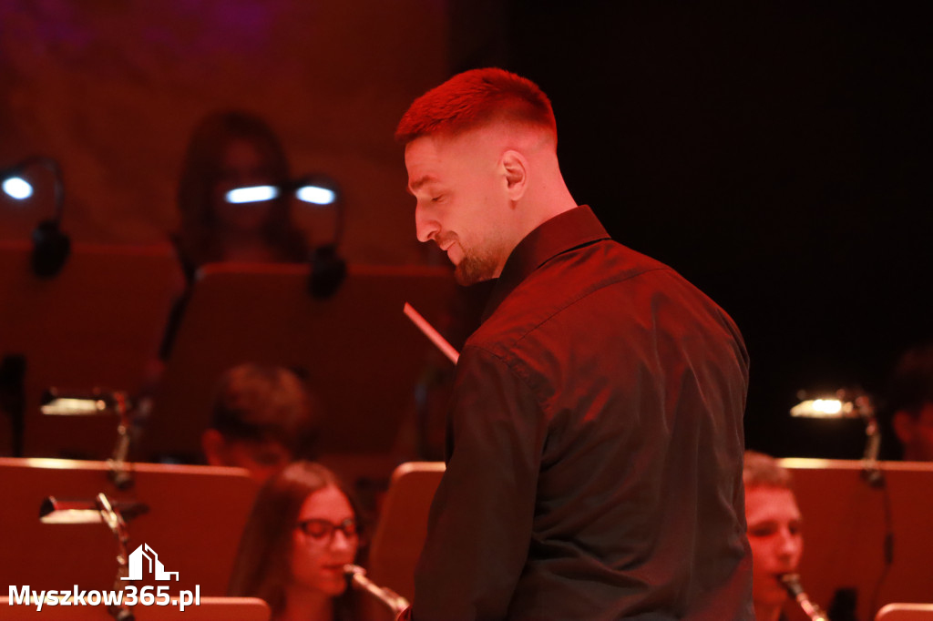Fotorelacja: Gminna Młodzieżowa Orkiestra Dęta z gminy Koziegłowy ponownie w Filharmonii Częstochowskiej