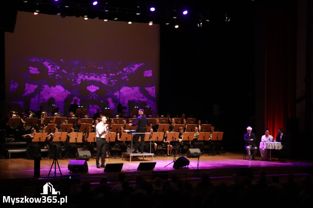 Fotorelacja: Gminna Młodzieżowa Orkiestra Dęta z gminy Koziegłowy ponownie w Filharmonii Częstochowskiej
