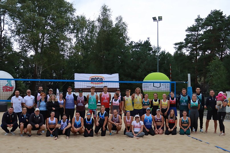 Wielki Finał X Otwartych Mistrzostw Śląska w Siatkówce Plażowej w Myszkowie