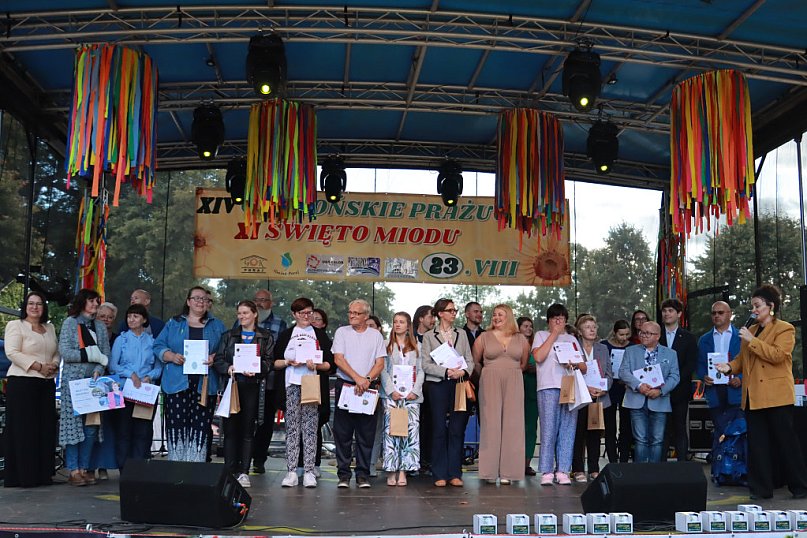 Fotorelacja I: XIV Chorońskie Prażuchy i XI Święto Miodu w Choroniu Gmina Poraj