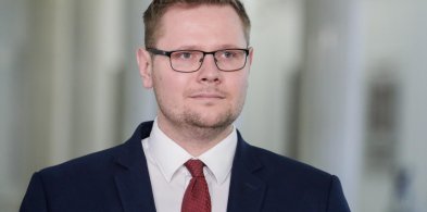 Szef Kancelarii Sejmu: trwa przeszukanie pokoju M. Wosia w hotelu poselskim-28971