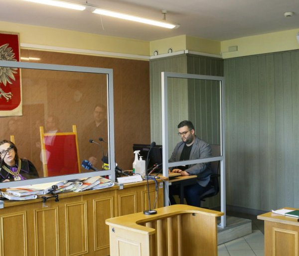 Sześć lat więzienia dla oskarżonego w sprawie wybuchu gazu na plebanii w Katowicac-29026