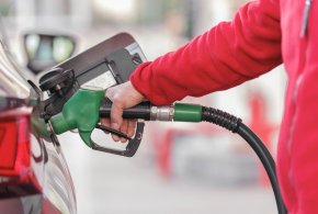 Ceny paliw. Kierowcy nie odczują zmian, eksperci mówią o "napiętej sytuacji"-30096