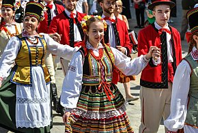Pikniki, defilady i koncerty - tak Polacy świętowali Święto Konstytucji 3 maja-30694