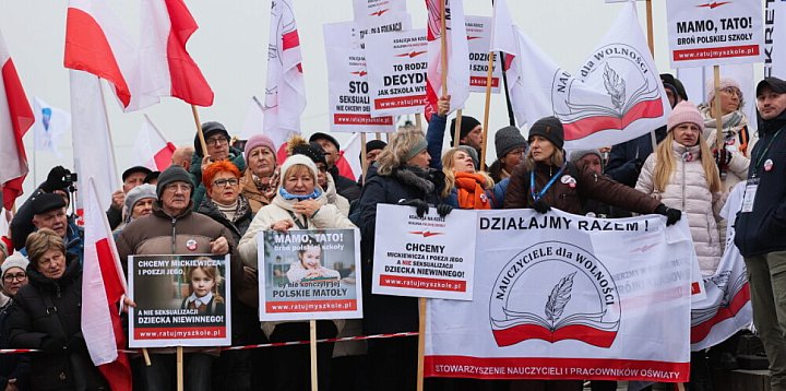 Protest przeciwko edukacji zdrowotnej w szkołach; list -41157