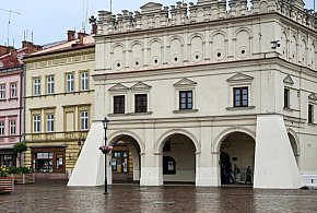 Muzeum w Jarosławiu zaprezentuje siekierkę sprzed prawie 3 tys. lat i kilkusetletn-43766