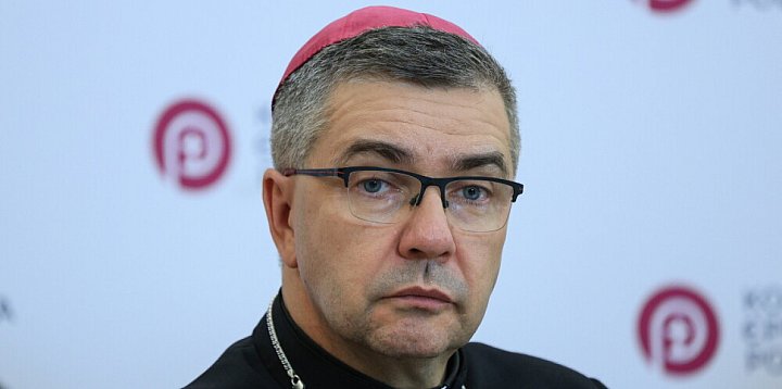 Bp Osial: rozporządzenie MEN ws. lekcji religii będzie -43923