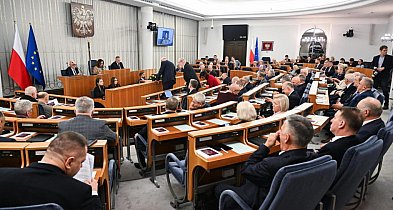Senat za obniżeniem składki zdrowotnej dla przedsiębiorców-49375