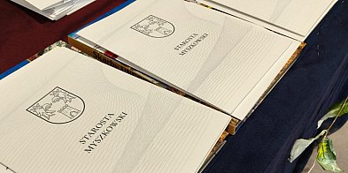 Nagrody Starosty Powiatu Myszkowskiego dla uczniów!-49676