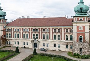 Nocne zwiedzanie zakamarków zamku w Łańcucie-49943
